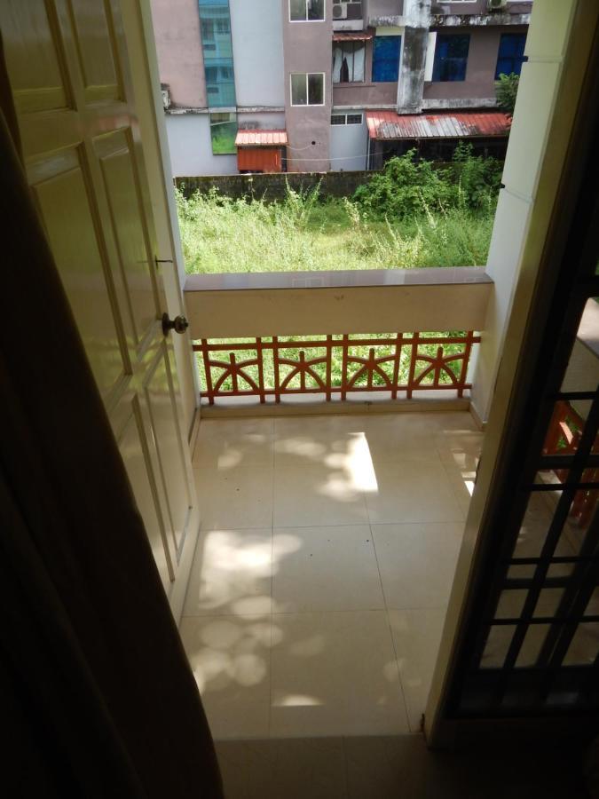 Royal Homes Kochi Εξωτερικό φωτογραφία